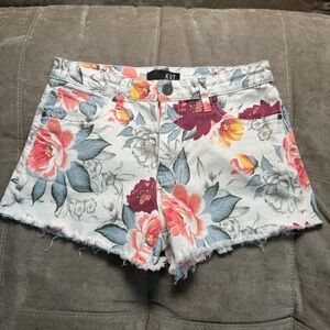 Kut from the Kloth Floral Jean Shorts - Pink and Gray